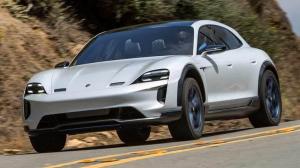 Porsche раскрыл стратегию электрификации модельного ряда