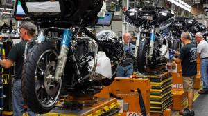 Рабочие Harley-Davidson продолжают протестовать