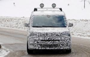 Volkswagen Caddy впервые засняли на тестах