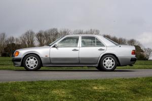 Mercedes-Benz 500 E 1991 года