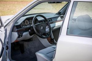 Mercedes-Benz 500 E 1991 года
