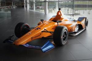 Mclaren показала машину Фернандо Алонсо для Инди 500