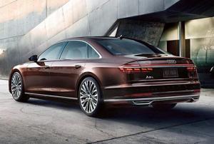 Audi вывела на российский рынок самую дешевую версию седана A8 (дизельную)