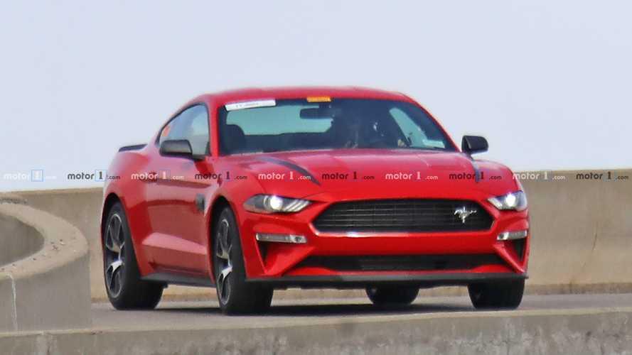 Новый вариант Ford Mustang засняли поблизости от Дирборна