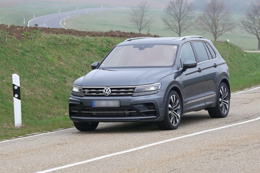 Volkswagen выкатил на тесты прототип самой мощной модификации Tiguan R