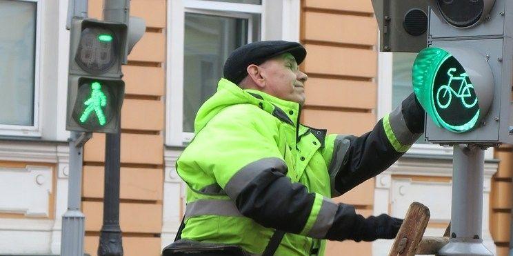 В Киеве заменят 189 старых светофоров