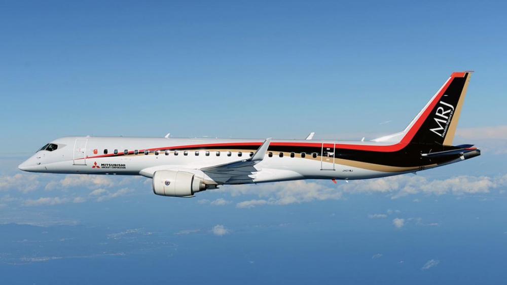 Самолет Mitsubishi Regional Jet начал проходить сертификацию
