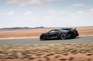 В Bugatti рассказали об экстремальных испытаниях гиперкара Divo