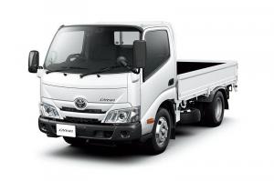 Toyota модернизировала грузовики Dyna и Toyoace