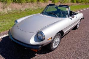 Alfa Romeo Spider Veloce Series II 1976 года