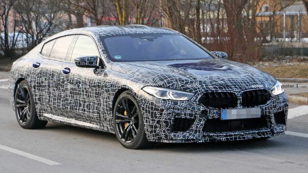 BMW M8 Gran Coupe вышла на тесты на "Нордшляйфе"