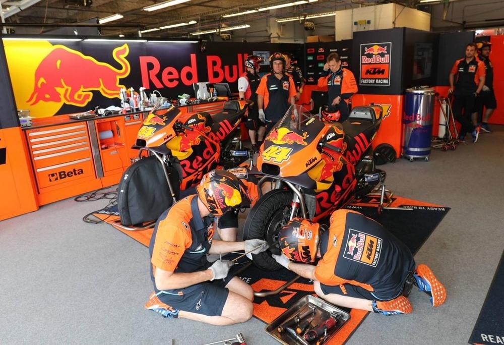 KTM провели тесты Ле-Мане, Педроса отсутствовал