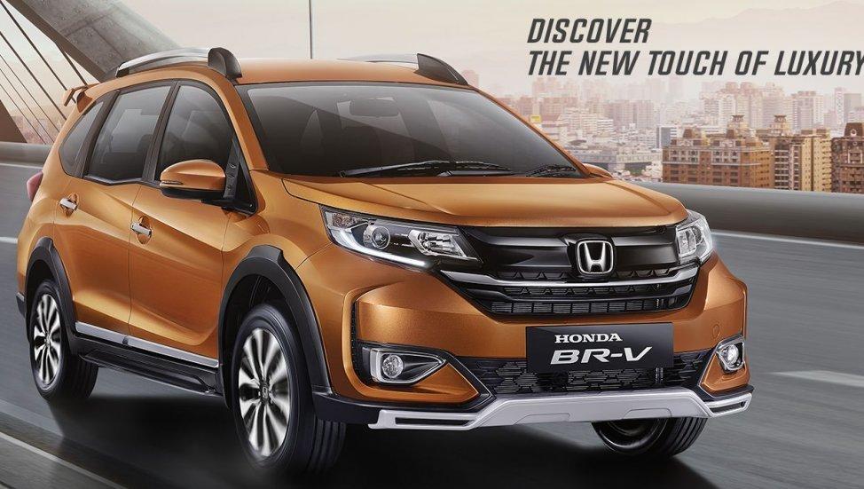 Honda обновила семиместный бюджетный кроссовер BR-V