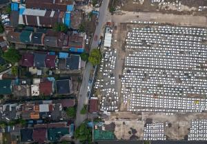 Автокладбище, где ржавеют сотни электромобилей
