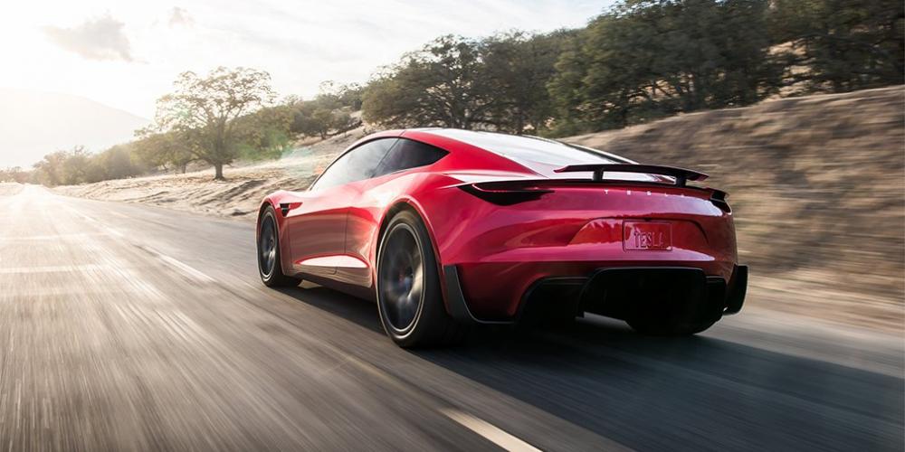 Запас хода нового Tesla Roadster превысит 1000 километров