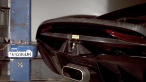 Koenigsegg показал, как проводит краш-тесты своих гиперкаров