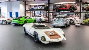 Porsche 910/8 Bergspyder
