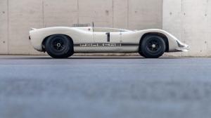 Porsche 910/8 Bergspyder