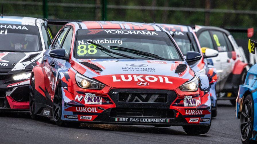 Пилоты Hyundai возглавили протокол первой квалификации WTCR в Словакии