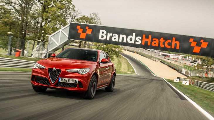 Alfa Romeo Stelvio Quadrifoglio установила рекорд круга на трех трассах