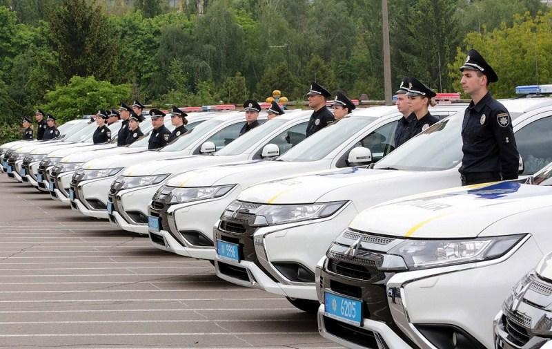 Нацполиция получила 83 гибридных автомобиля нового поколения