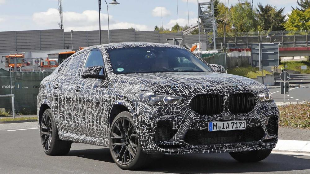 Журналисты запечатлели обновленный кроссовер BMW X6 M