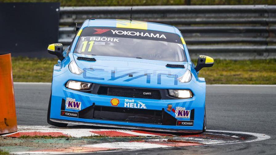 Тед Бьорк с поула выиграл первую гонку WTCR в Зандворте