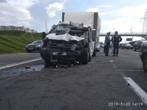 На МКАД столкнулись четыре автомобиля: пострадал один из водителей