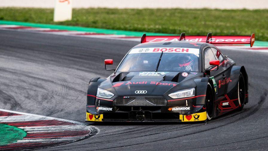 Андреа Довициозо дебютировал за рулём машины DTM
