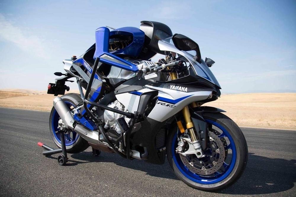 Свежие слухи о Yamaha YZF-R1 2020 года