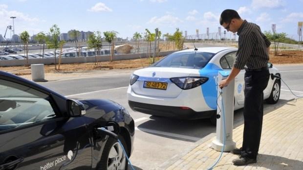 Тель-Авив собирается запретить обычные авто с 2025 года
