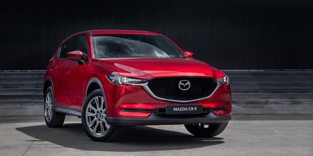 Mazda назвала российские цены на обновленный кроссовер CX-5