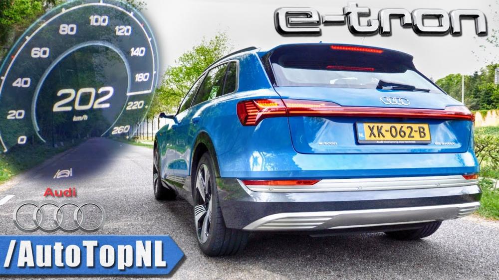 Бесшумная мощь. Посмотрите как ускоряется до 200 км/час электрический Audi e-tron