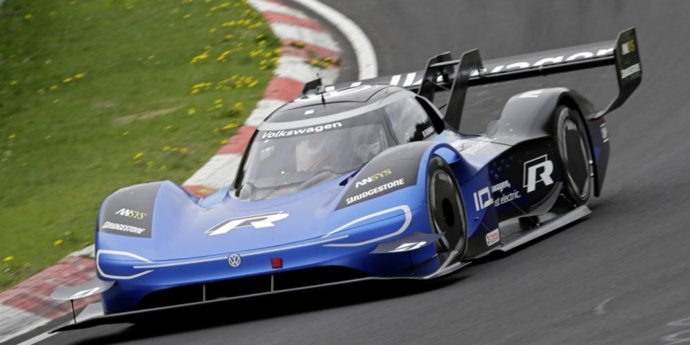 Volkswagen ID. R стал быстрейшим электрокаром Нюрбургринга