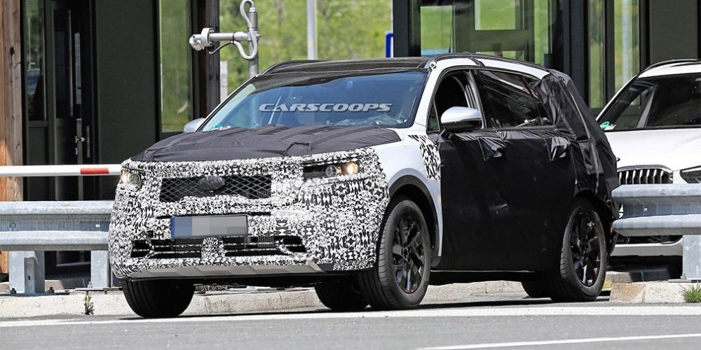 Kia Sorento нового поколения впервые замечен на тестах
