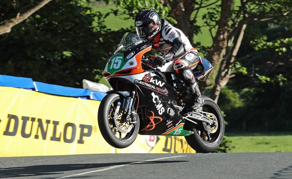 ТТ 2019: Майкл Данлоп выиграл Lightweight TT 2019