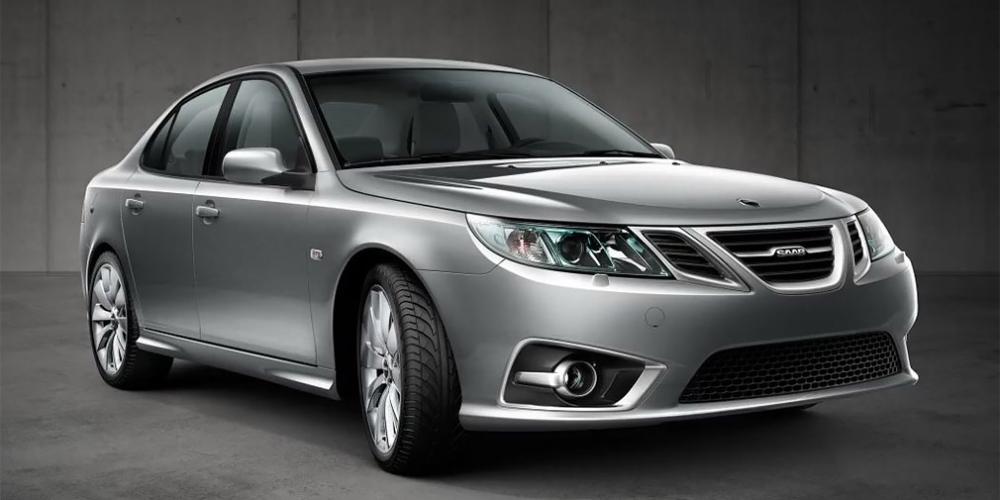 Последний бензиновый Saab без пробега продадут на аукционе