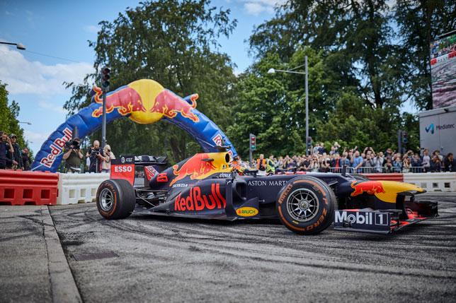 В Red Bull провели демонстрационные заезды в Копенгагене