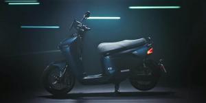 Электроскутер Yamaha EC-05 со съемными аккумуляторами Gogoro