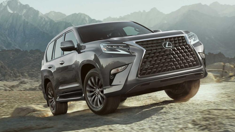 Lexus рассекретил обновлённый внедорожник GX