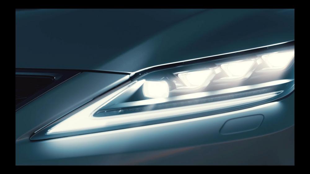Lexus выводит освещение дороги на новый уровень