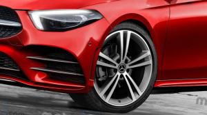 Новый Mercedes-Benz C-класса: равнение на младшие модели