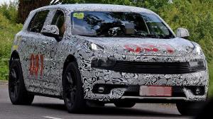 Lotus приступил к тестам первого кроссовера