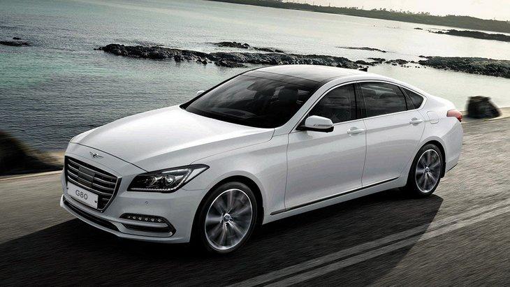 В России продолжается рост продаж премиальных автомобилей