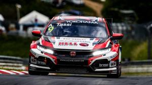 Тасси отобрал поул у Монтейру во второй квалификации WTCR в Португалии