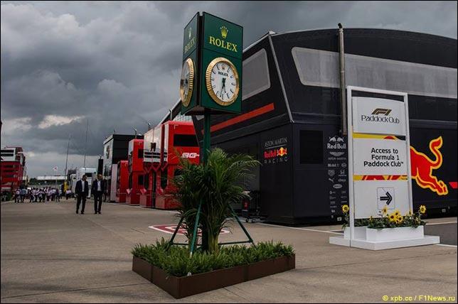 Грузовик Scuderia Ferrari привёз нелегальных мигрантов