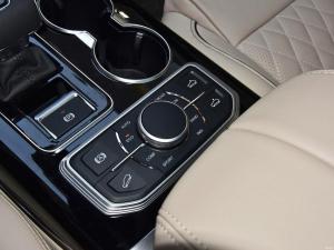 HongQi HS7