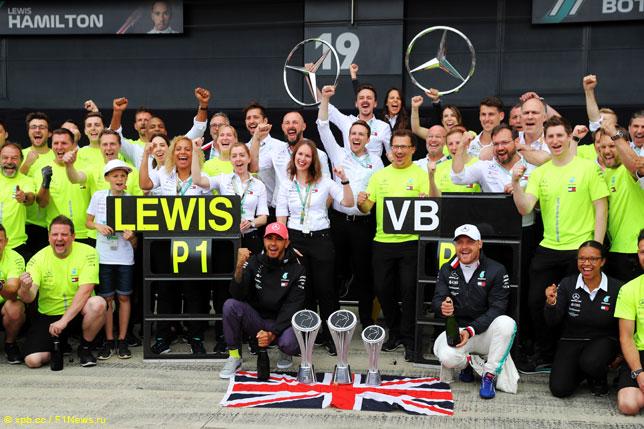 Седьмой победный дубль Mercedes в 2019-м