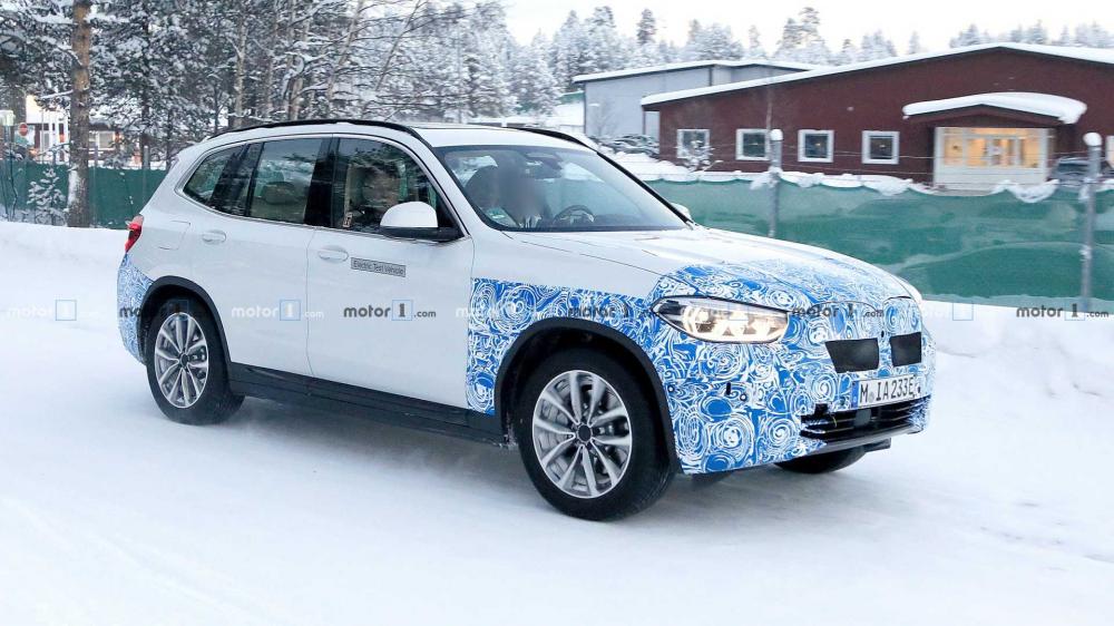 Электрокроссовер BMW iX3 окажется заднеприводным