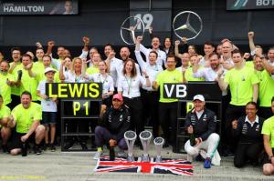 Седьмой победный дубль Mercedes в 2019-м